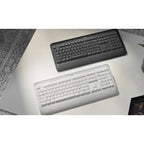 Teclado Logitech Bluetooth K650 Signature Graphite 920-010917