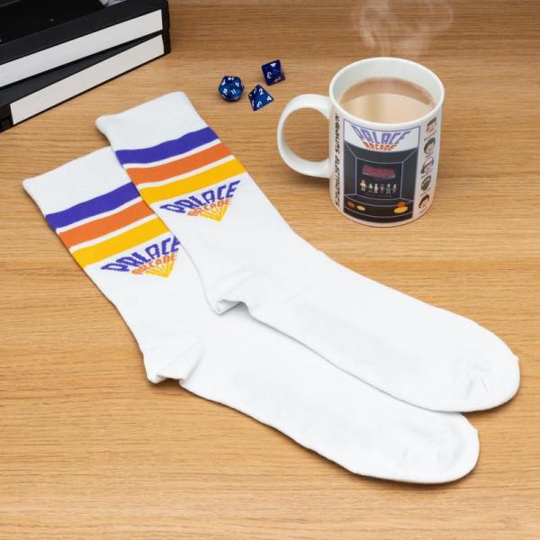 Set De Taza Y Calcetines Stranger Things