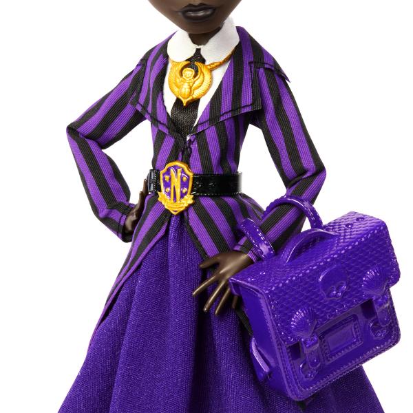MuEca Bianca Miercoles Wednesday Monster High