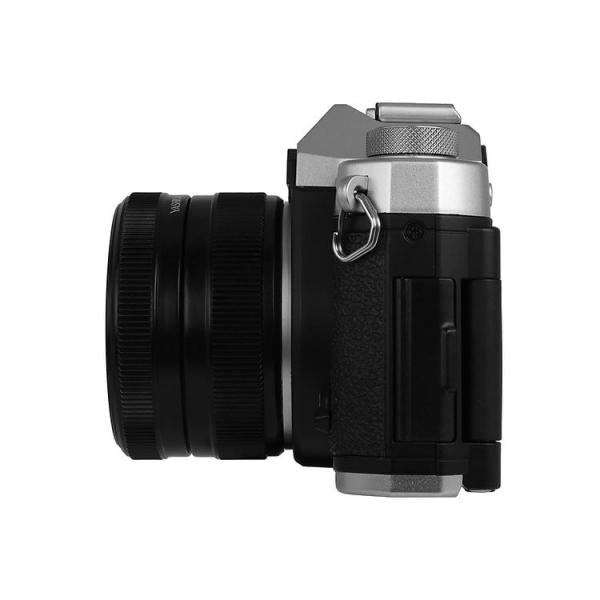 Yashica Fx-d 100 Silver / Cámara Digital De Simulación De Película Con Zoom 3x
