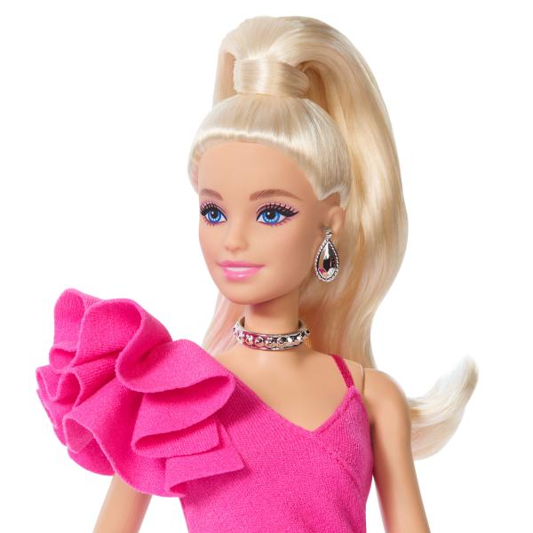 MuEca Vestido Rosa Barbie