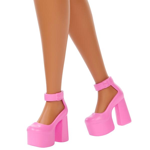 MuEca Falda Rosa Barbie
