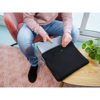 Funda De Portatil 15.6" Trust Primo Sleeve- Para Portatiles De 15.6" - Color Negro 21248