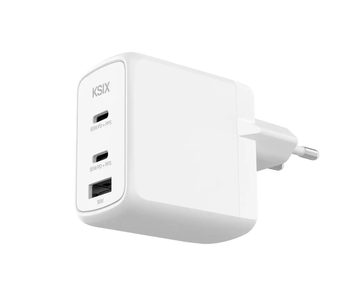 Ksix Bcd65ganaccb Blanco / Cargador De Red Eléctrica 2 X Usb-c + 1 X Usb-a 65w