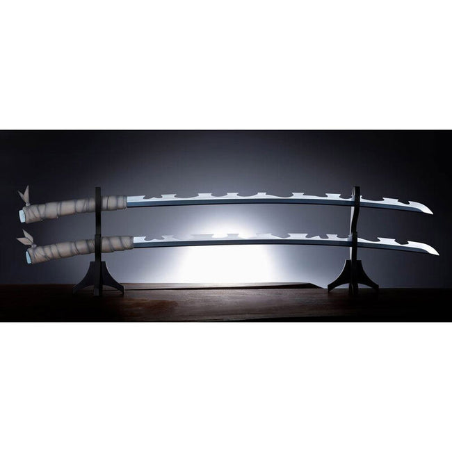 Replica Espada Nichirin Inosuke Hashibira Demon Slayer Kimet Hover Image