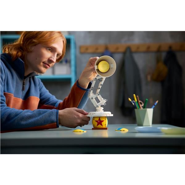 Lego Disney Pixar Luxo Jr.