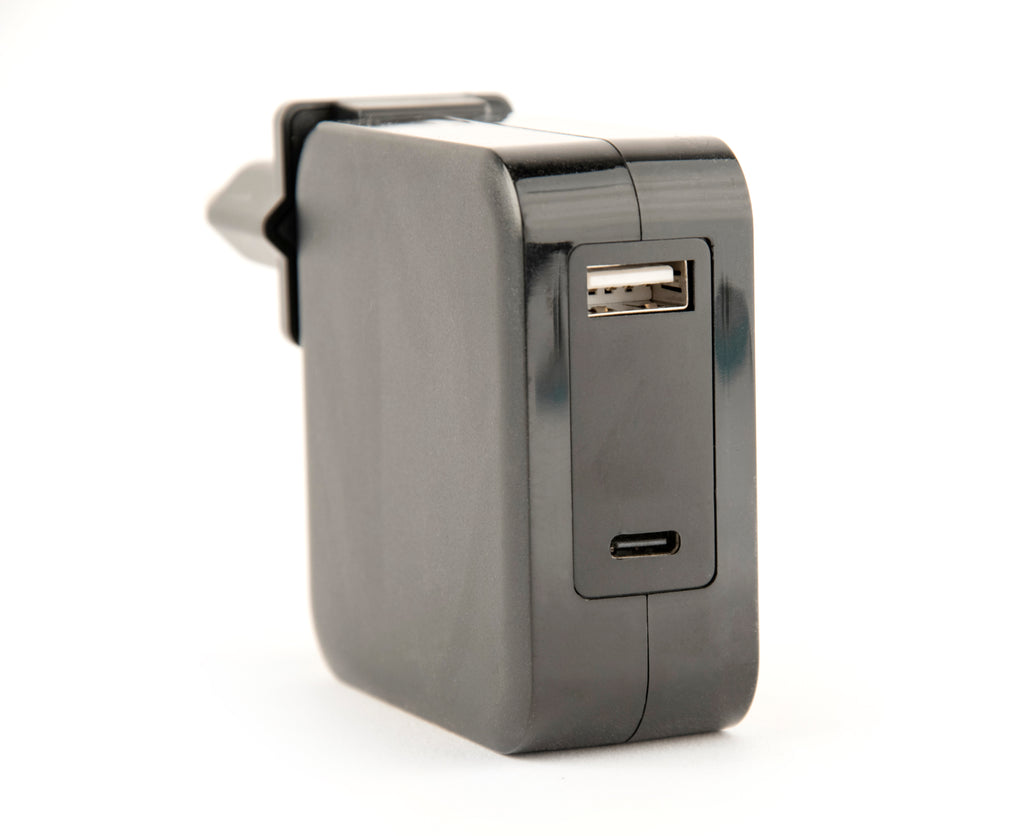Cargador Universal Para Portatil Genbird 60W Negro