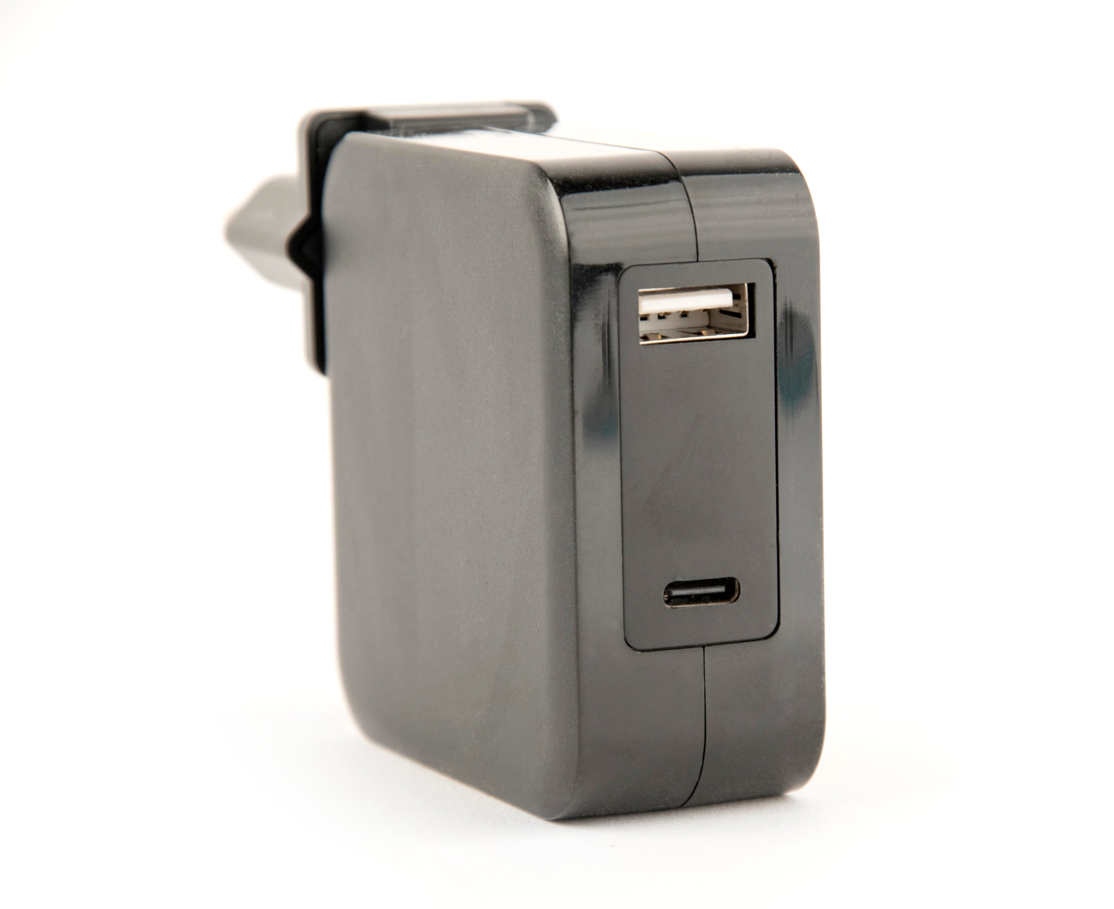 Cargador Universal Para Portatil Genbird 60W Negro