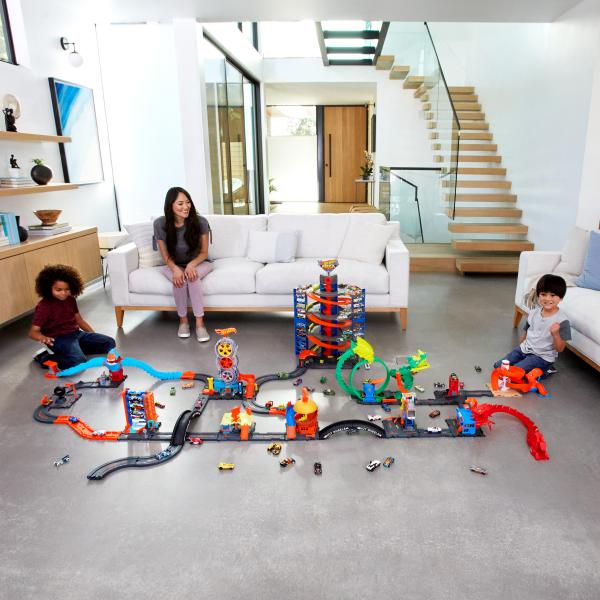 Pista Bidon De Acrobaciastrack Builder Hot Wheels