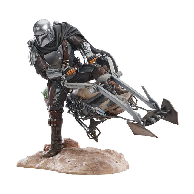 Figura Diamond Collection Star Wars: The Mandalorian Premier Collection Din Djarin En Moto Speeder 23cm Hover Image