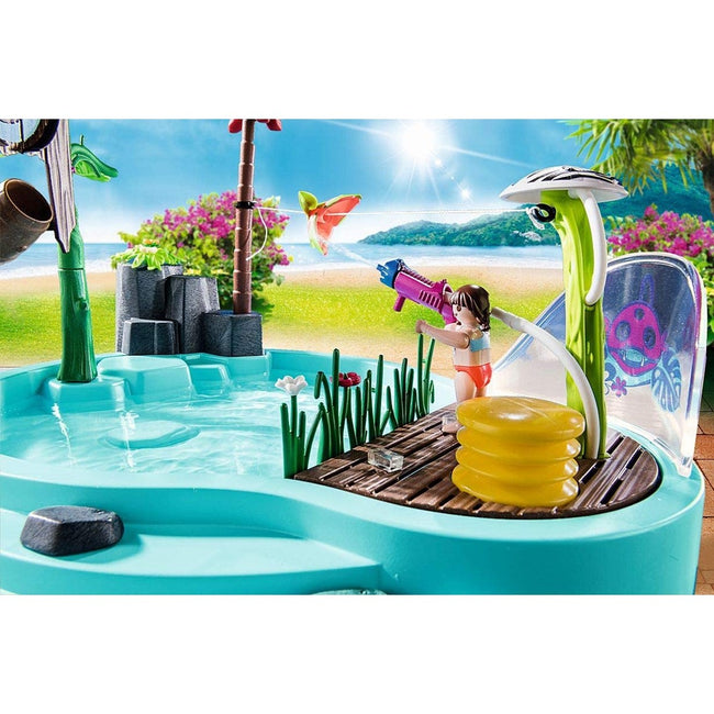 Playmobil Piscina Divertida Con Rociador De Agua Main Image
