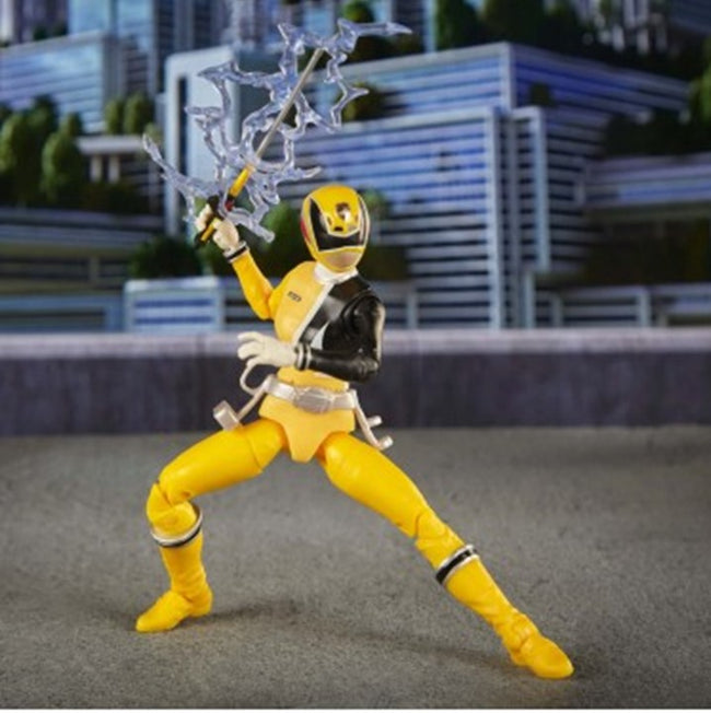 Figura Hasbro Power Rangers Lightning Collection Yellow Ranger Hover Image
