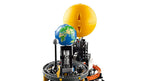 Lego Technic Planeta Tierra Y Luna En rbita